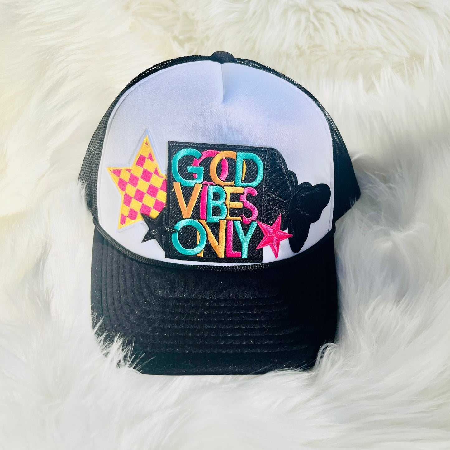 “Good Vibes” Trucker Hat